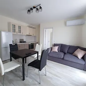 apartamenti-jilistna-sgrada-oreh.goldensandshotels.net/